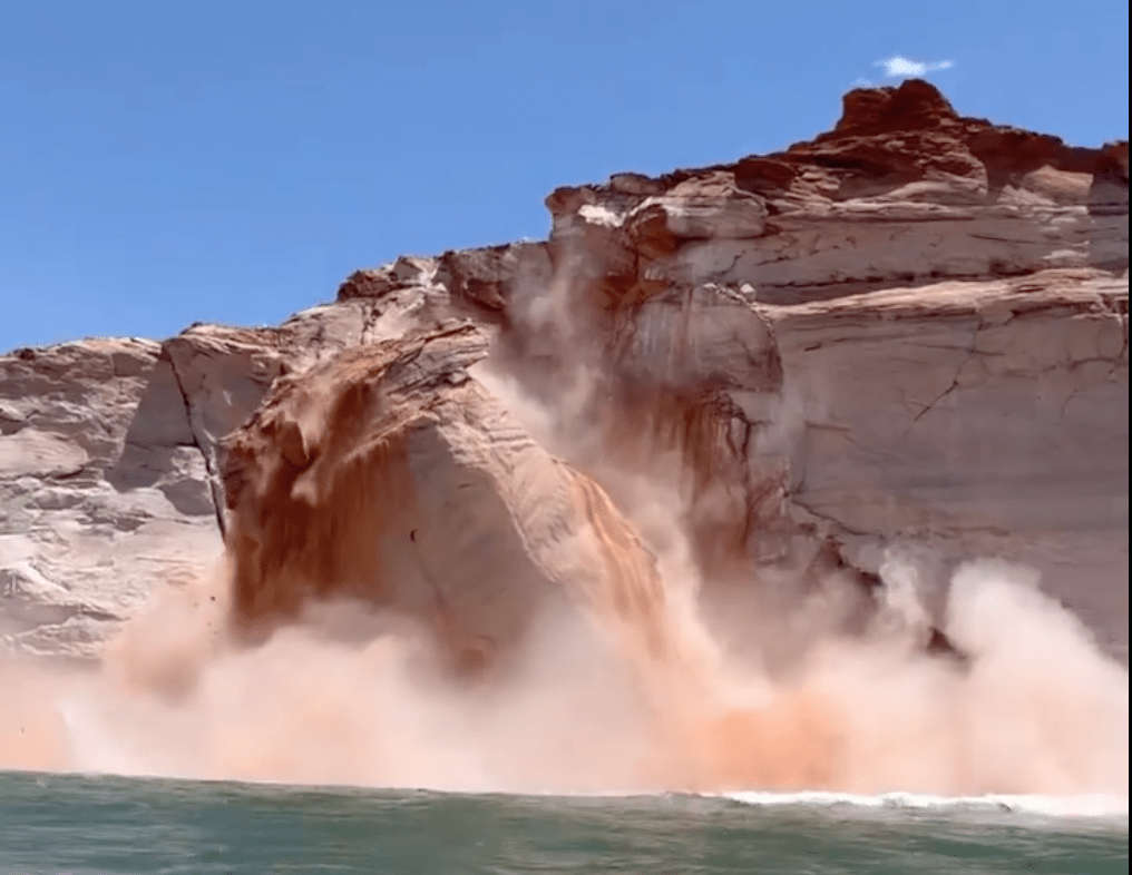 Watch: Boaters Flee Massive Wave Caused by Rockslide in Lake Powell