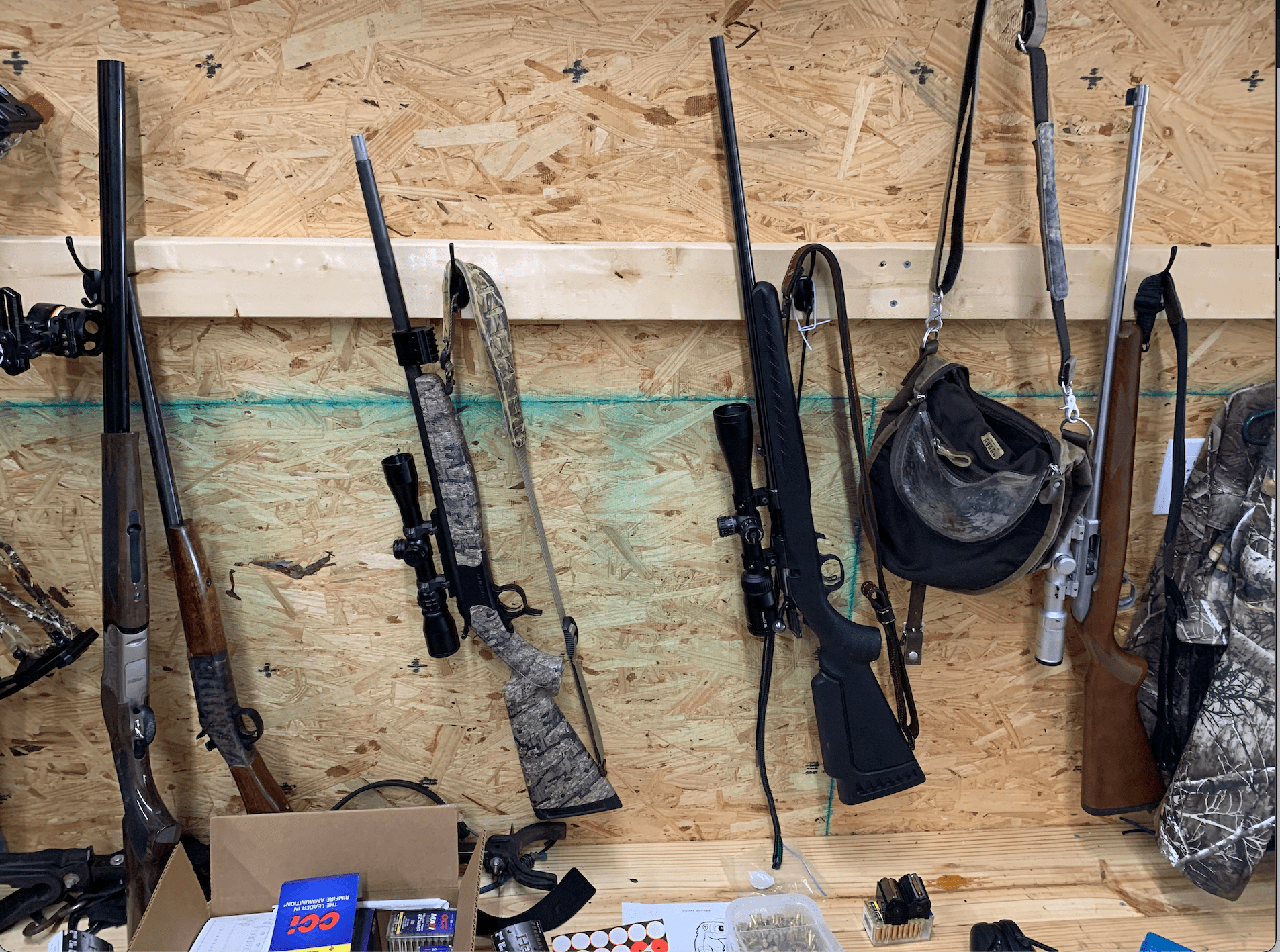 猎枪和步枪都是松鼠猎枪。