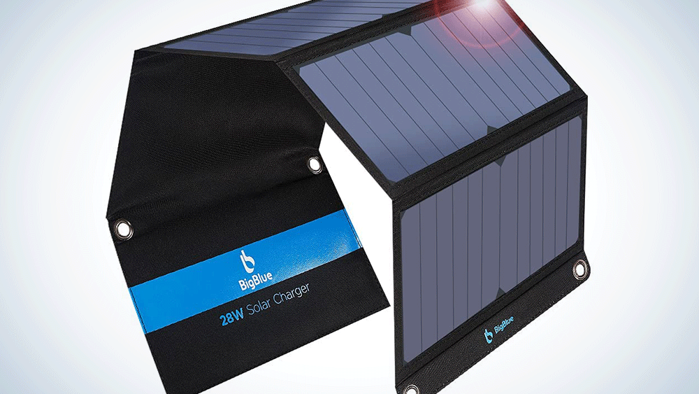 一个五面板太阳能充电器